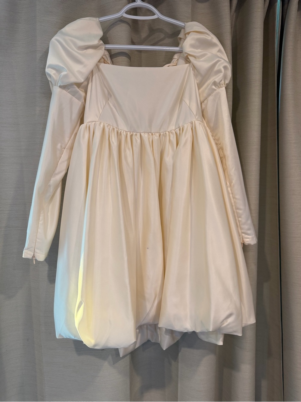 Cream Puff-Sleeve Satin Babydoll style Dress